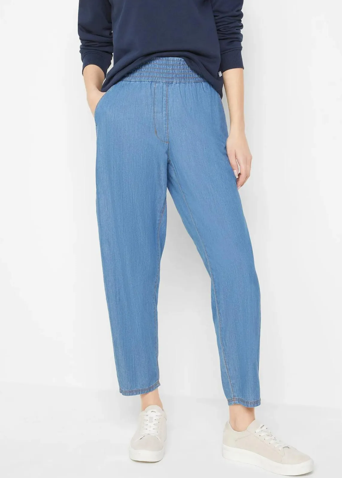 bonprix Bekleidung·Shirts & Tops|Jeans^Mom-Jeans High Waist, Bio-Baumwolle hellblau denim