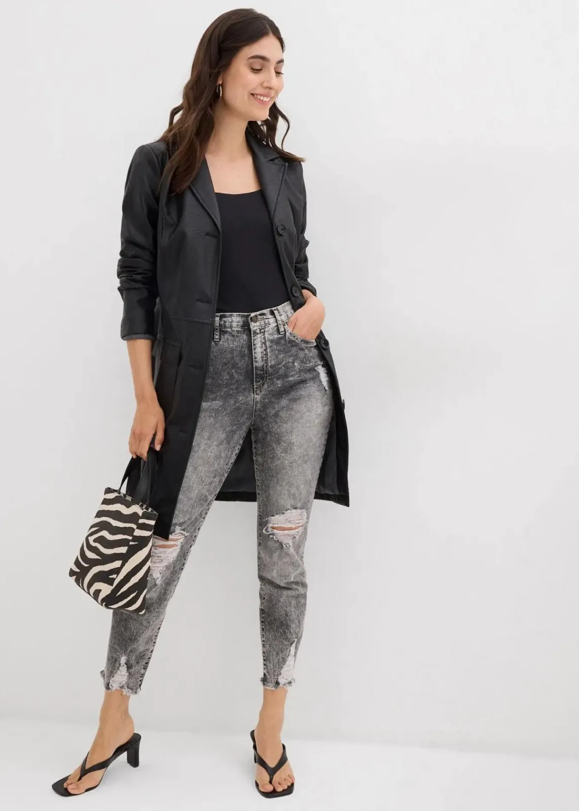 bonprix Jeans|Bekleidung·Shirts & Tops^Mom-Jeans High Waist mit Destroy-Effekten grau denim used
