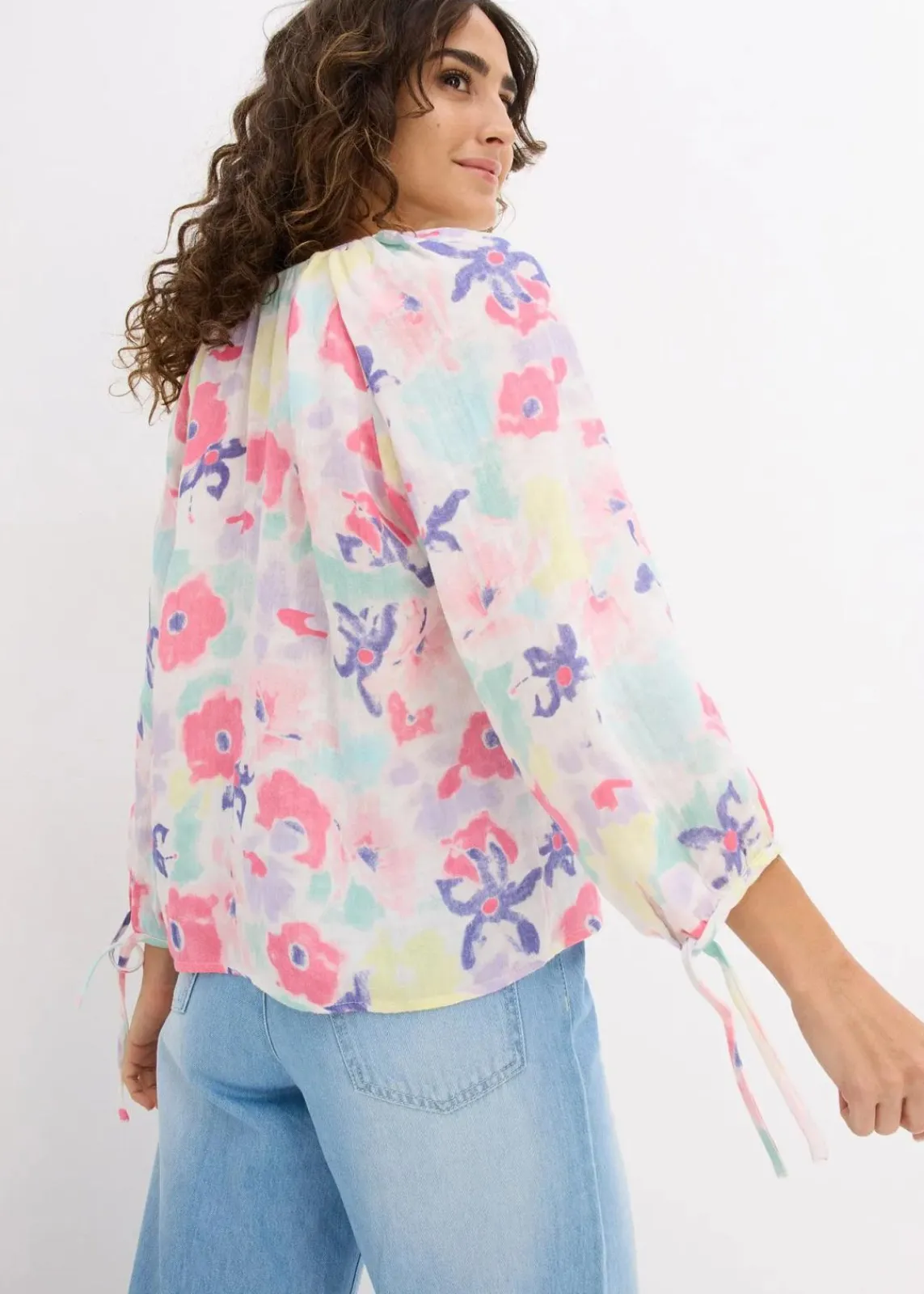 bonprix Bekleidung·Jacken & Mäntel|Blusen & Tuniken^Musselin-Bluse aus reiner Baumwolle bunt geblümt