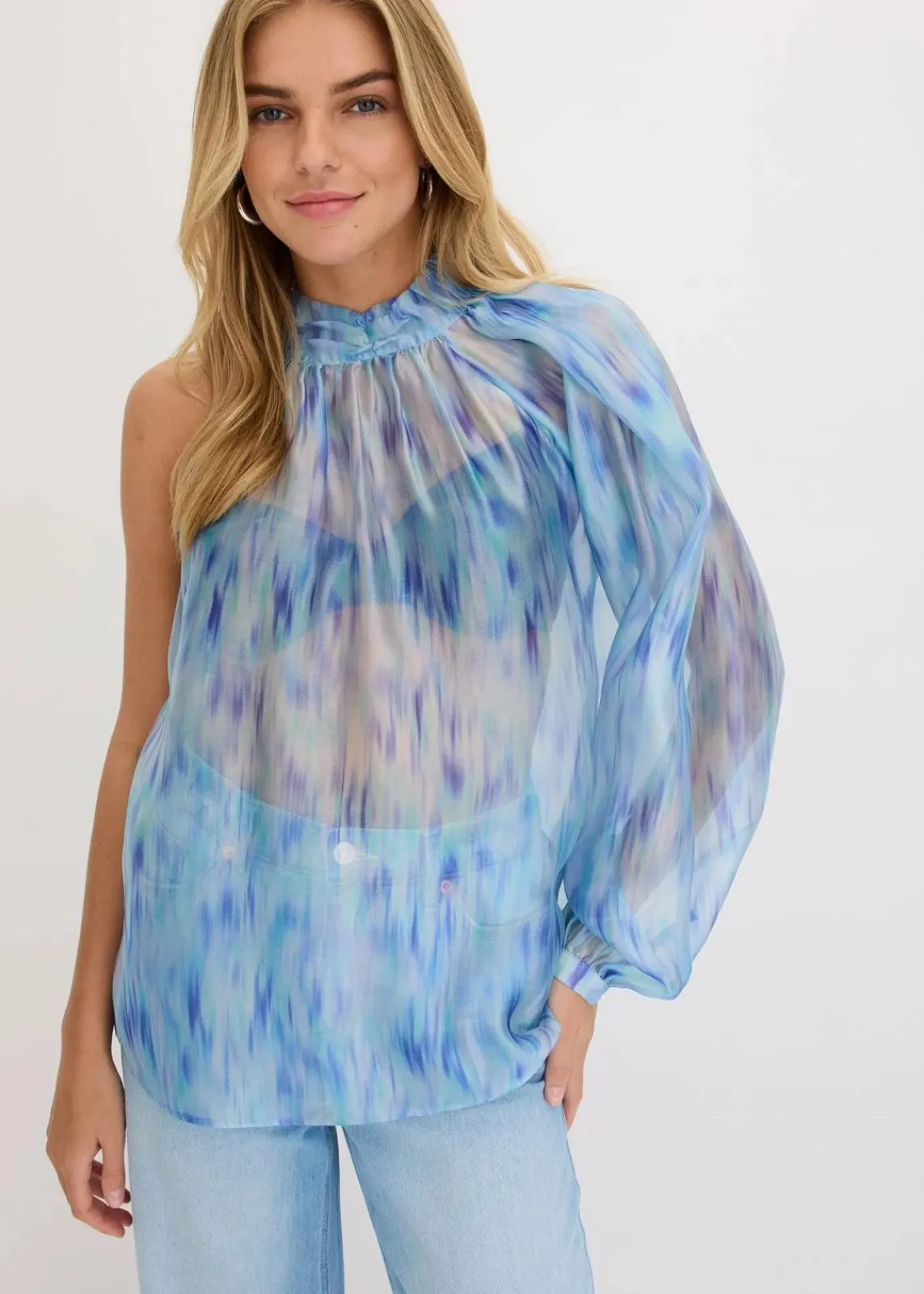 bonprix Blusen & Tuniken^One-Shoulder Chiffonbluse mit leichter Transparenz blau bedruckt