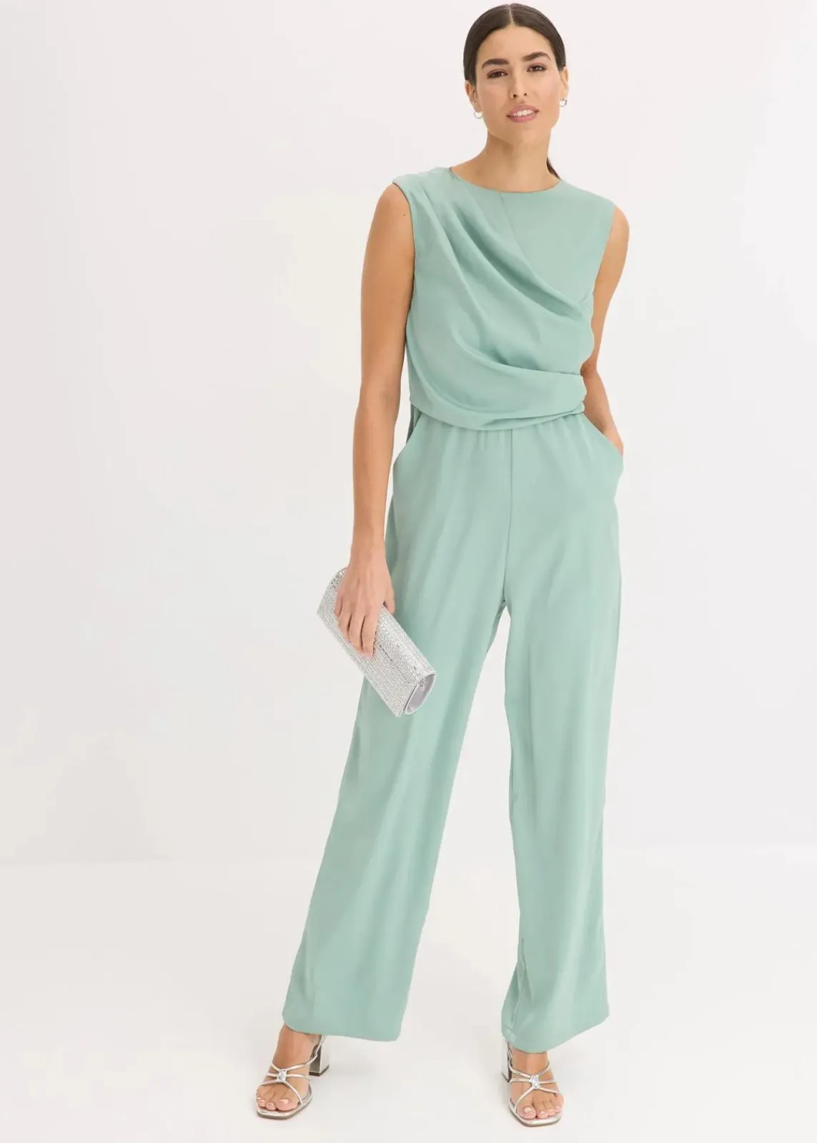 bonprix Bekleidung·Homewear|Festliche Mode^Overall aus glänzendem Satin pastellgrün