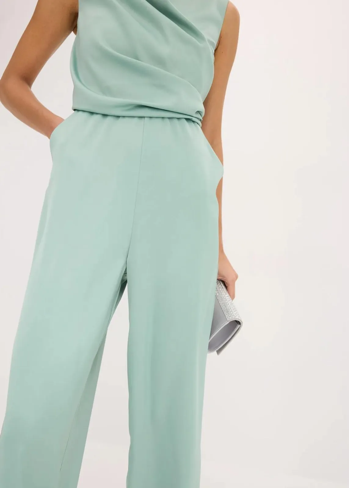 bonprix Bekleidung·Homewear|Festliche Mode^Overall aus glänzendem Satin pastellgrün
