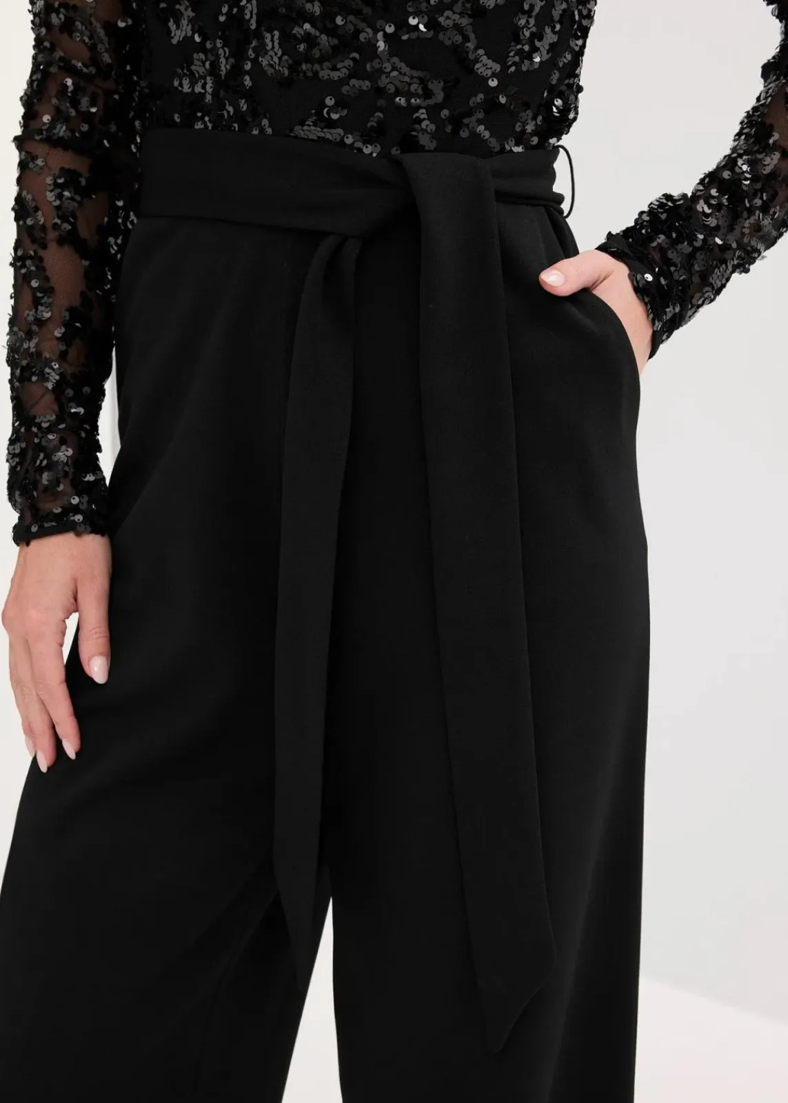 bonprix Bekleidung·Homewear|Festliche Mode^Overall mit Paillettenstickerei schwarz