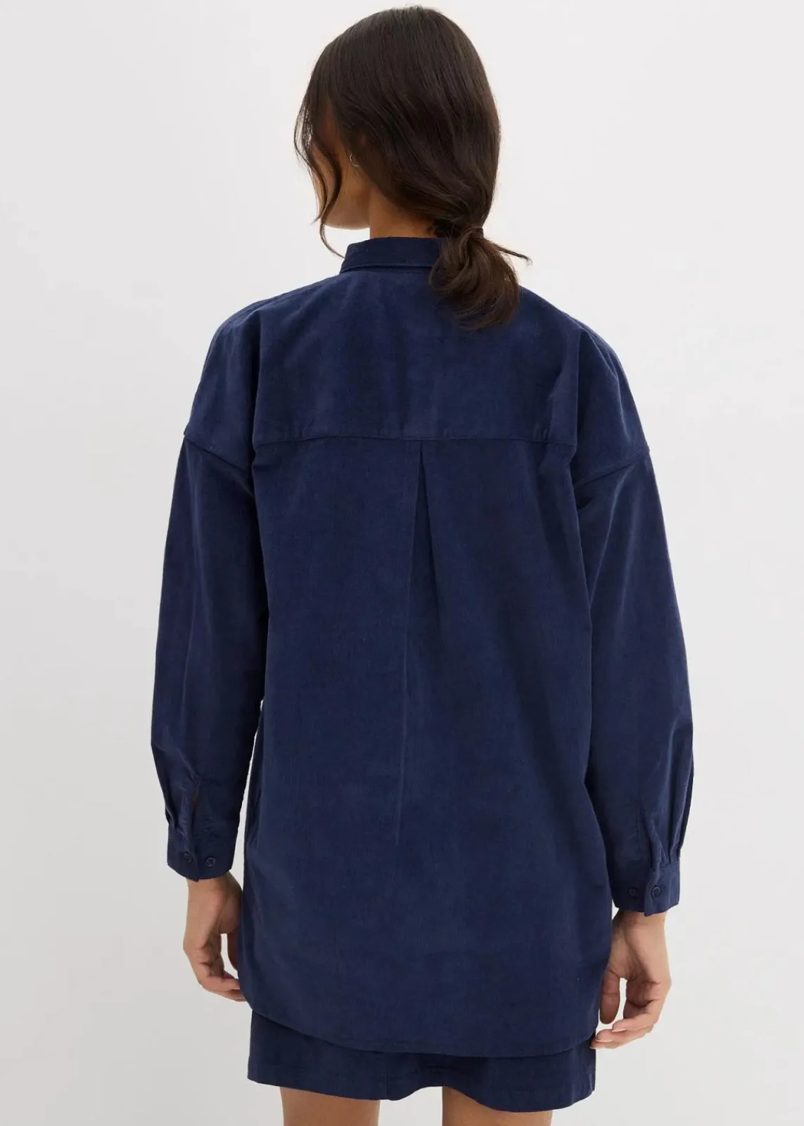 bonprix Bekleidung·Jacken & Mäntel|Nachhaltigere Materialien^Oversize Cordhemd dunkelblau