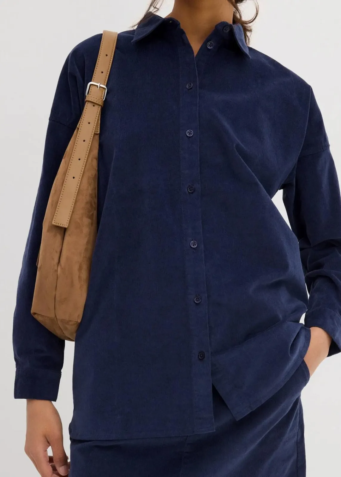 bonprix Bekleidung·Jacken & Mäntel|Nachhaltigere Materialien^Oversize Cordhemd dunkelblau