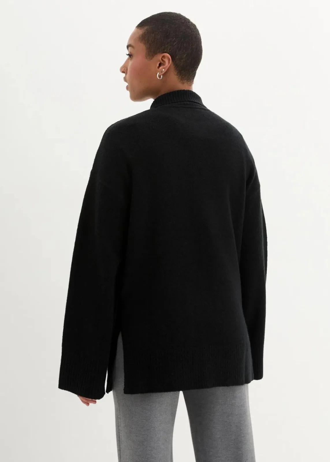 bonprix Bekleidung·Umstandsmode|Bekleidung·Jeans^Oversize Pullover mit Turtleneck und Seitenschlitzen schwarz