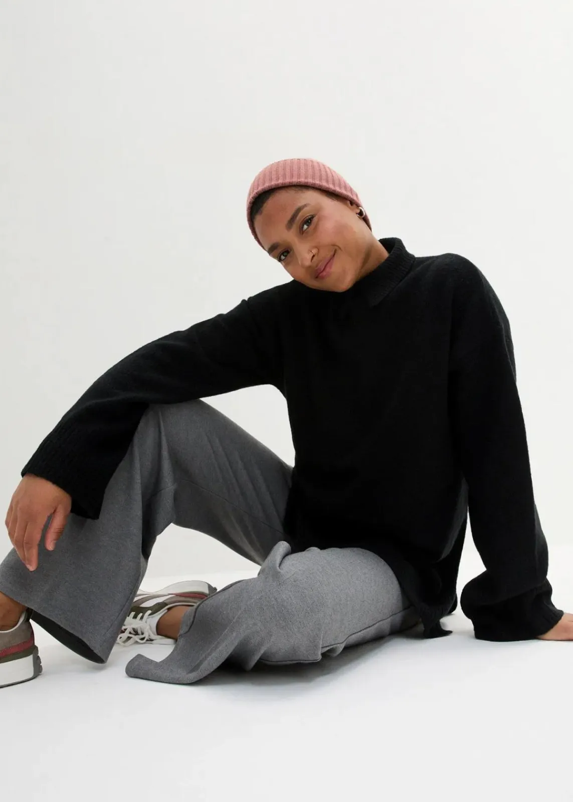 bonprix Bekleidung·Umstandsmode|Bekleidung·Jeans^Oversize Pullover mit Turtleneck und Seitenschlitzen schwarz