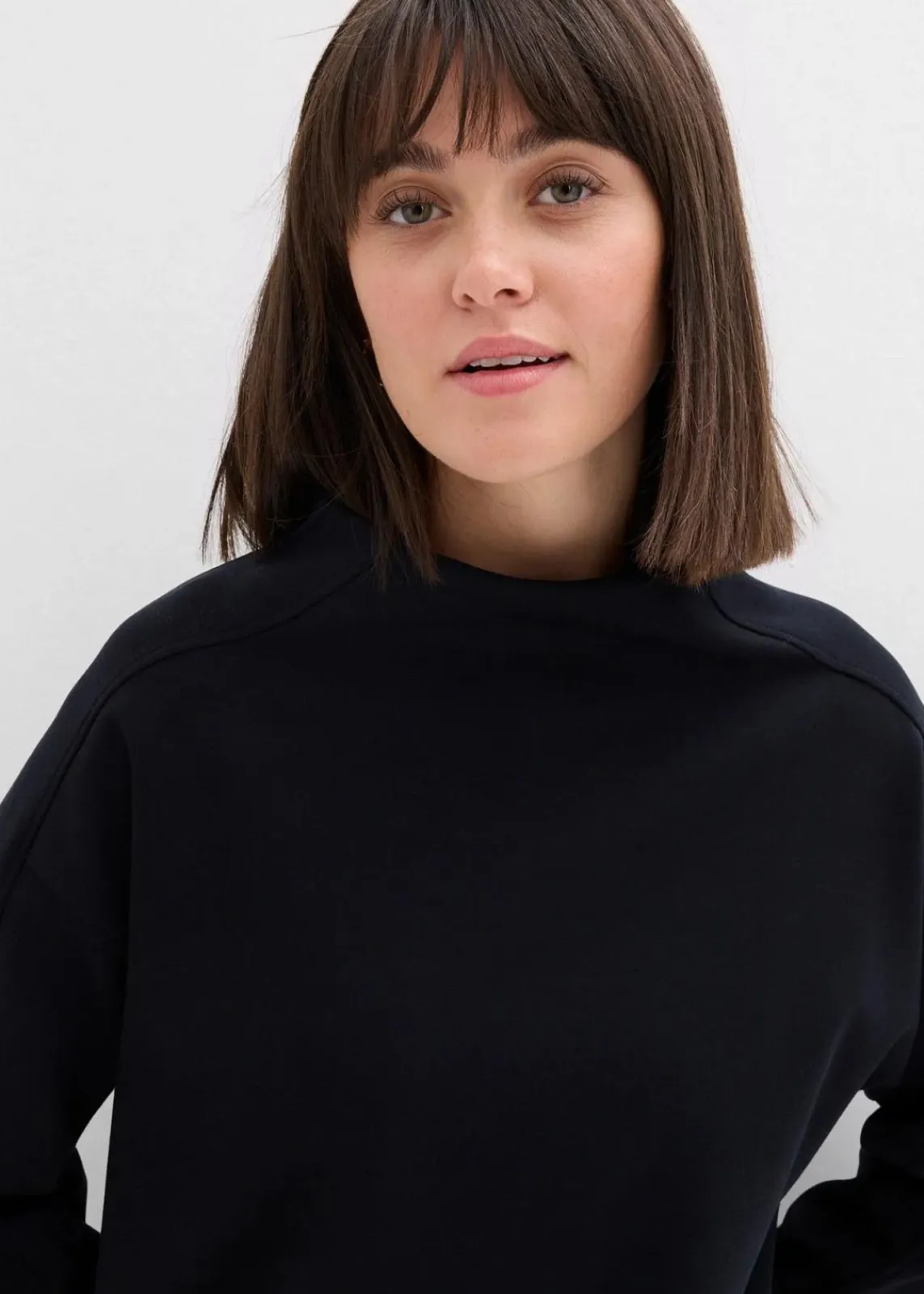 bonprix Sweat|Basics^Oversize Sweatshirt aus weichem Scuba schwarz
