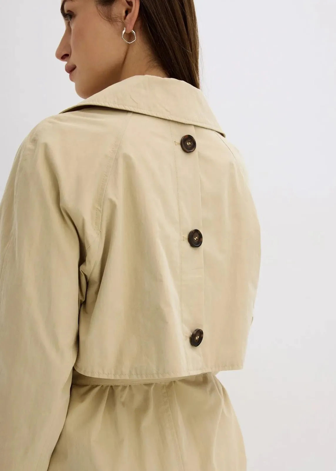 bonprix Bekleidung·Hosen|Jacken & Mäntel^Oversize Trenchcoat grünbeige