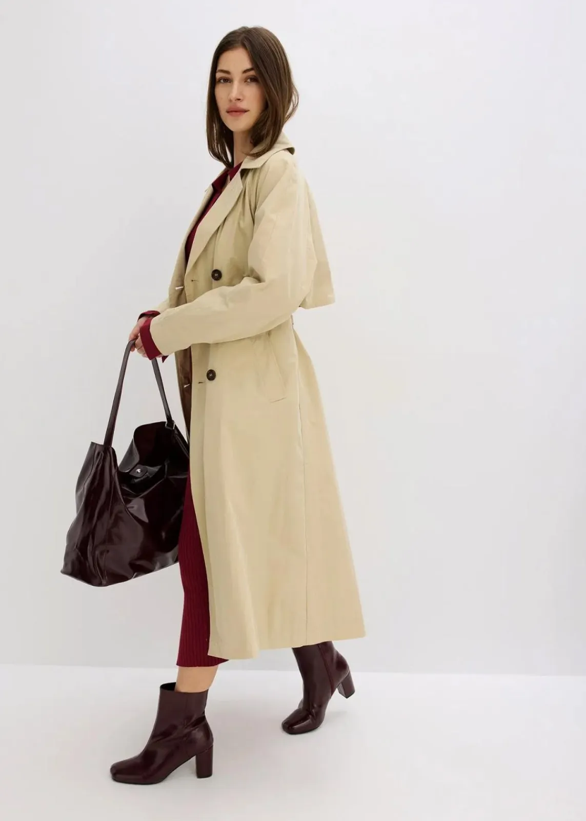 bonprix Bekleidung·Hosen|Jacken & Mäntel^Oversize Trenchcoat grünbeige