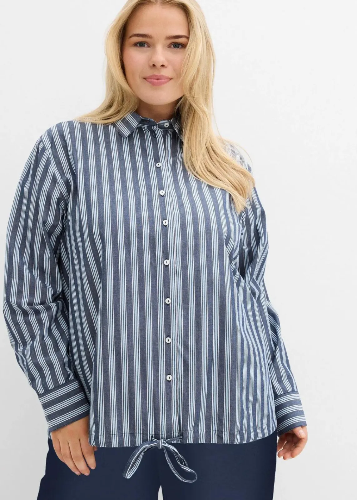 bonprix Blusen & Tuniken|Zweiteiler & Sets^Oversize-Bluse aus reiner Baumwolle dunkelblau/weiß längs gestreift