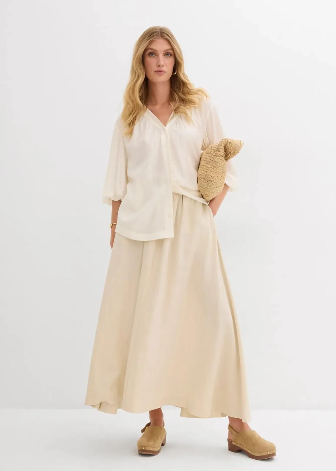 bonprix Blusen & Tuniken^Oversize-Bluse aus softem Viskose-Mix wollweiß