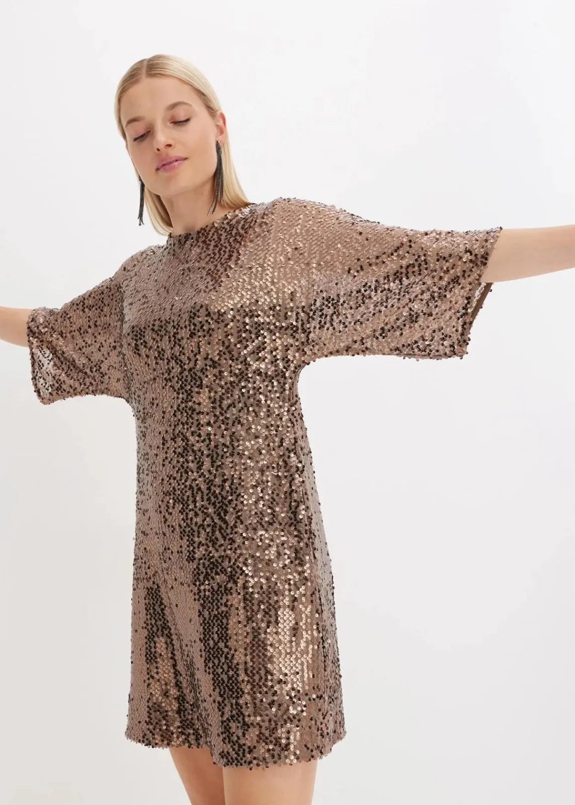 bonprix Bekleidung·Pullover & Strickjacken|Kleider^Oversized Paillettenkleid nougatbraun