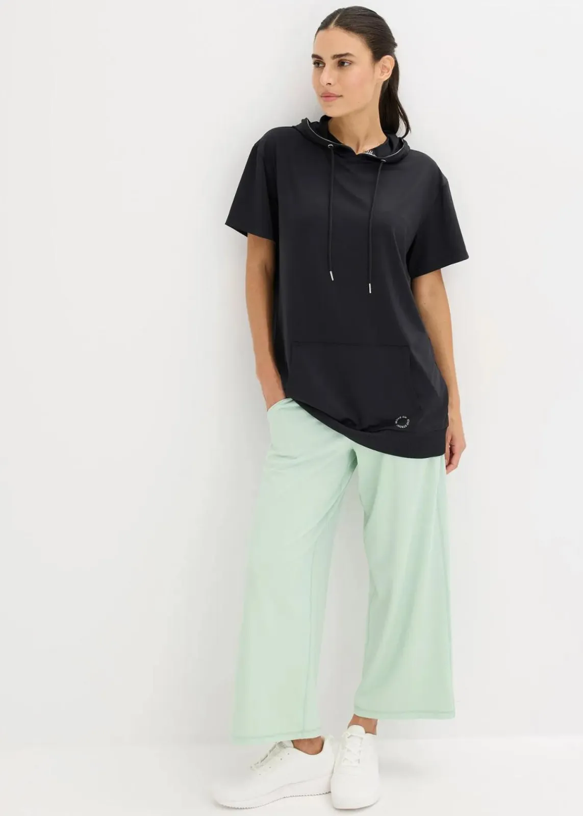 bonprix Bekleidung·Sweat|Sportbekleidung^Oversized Sport-Shirt mit Kapuze, schnelltrocknend schwarz