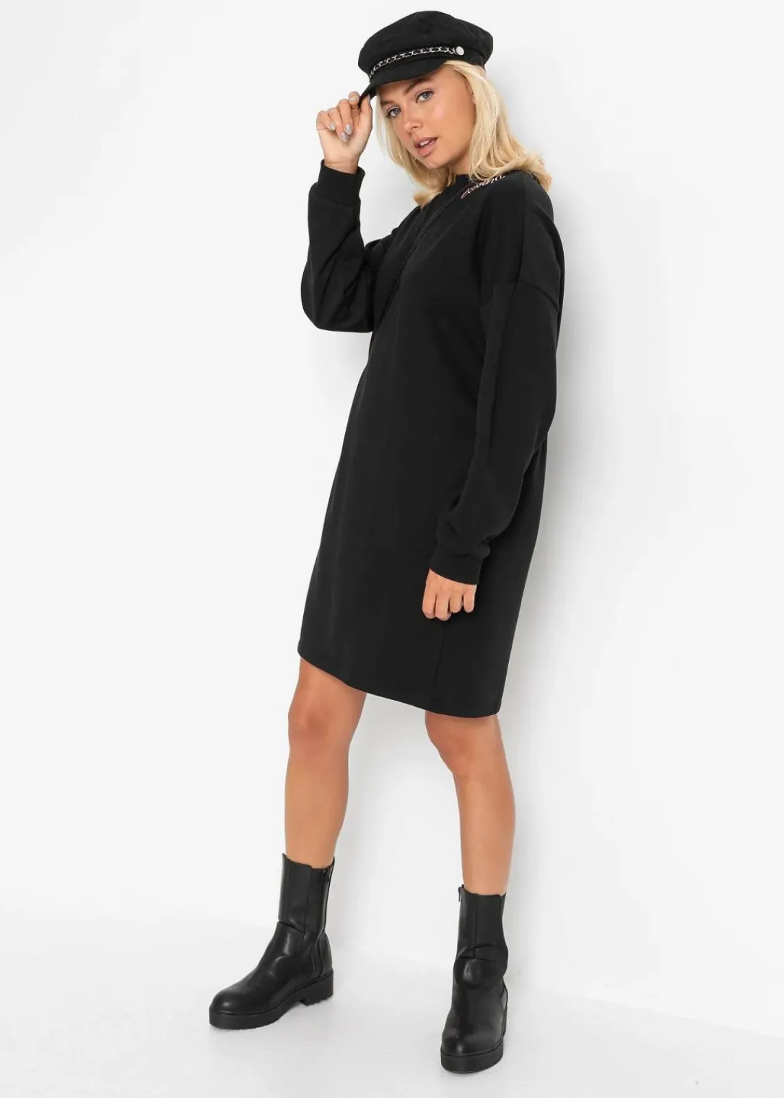 bonprix Bekleidung·Blusen & Tuniken|Bekleidung·Pullover & Strickjacken^Oversized Sweatkleid schwarz