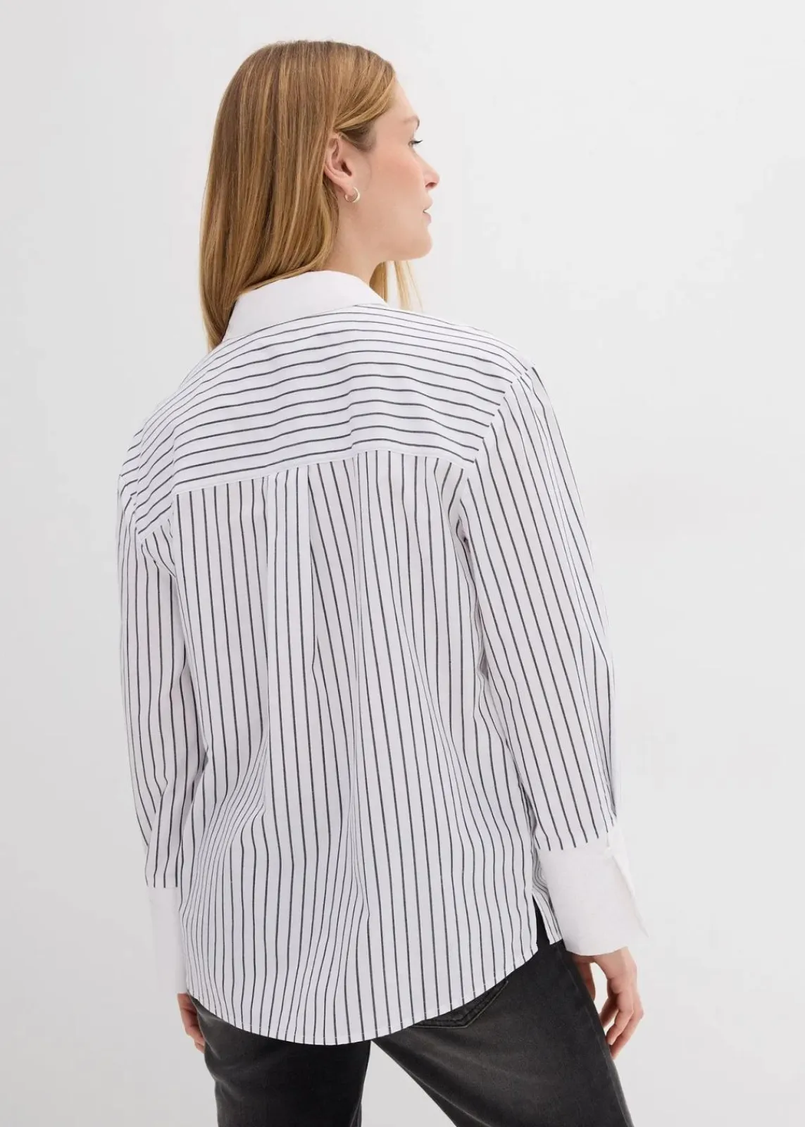 bonprix Bekleidung·Jacken & Mäntel|Blusen & Tuniken^Oversize-Hemd aus reiner Baumwolle weiß/dunkelblau gestreift