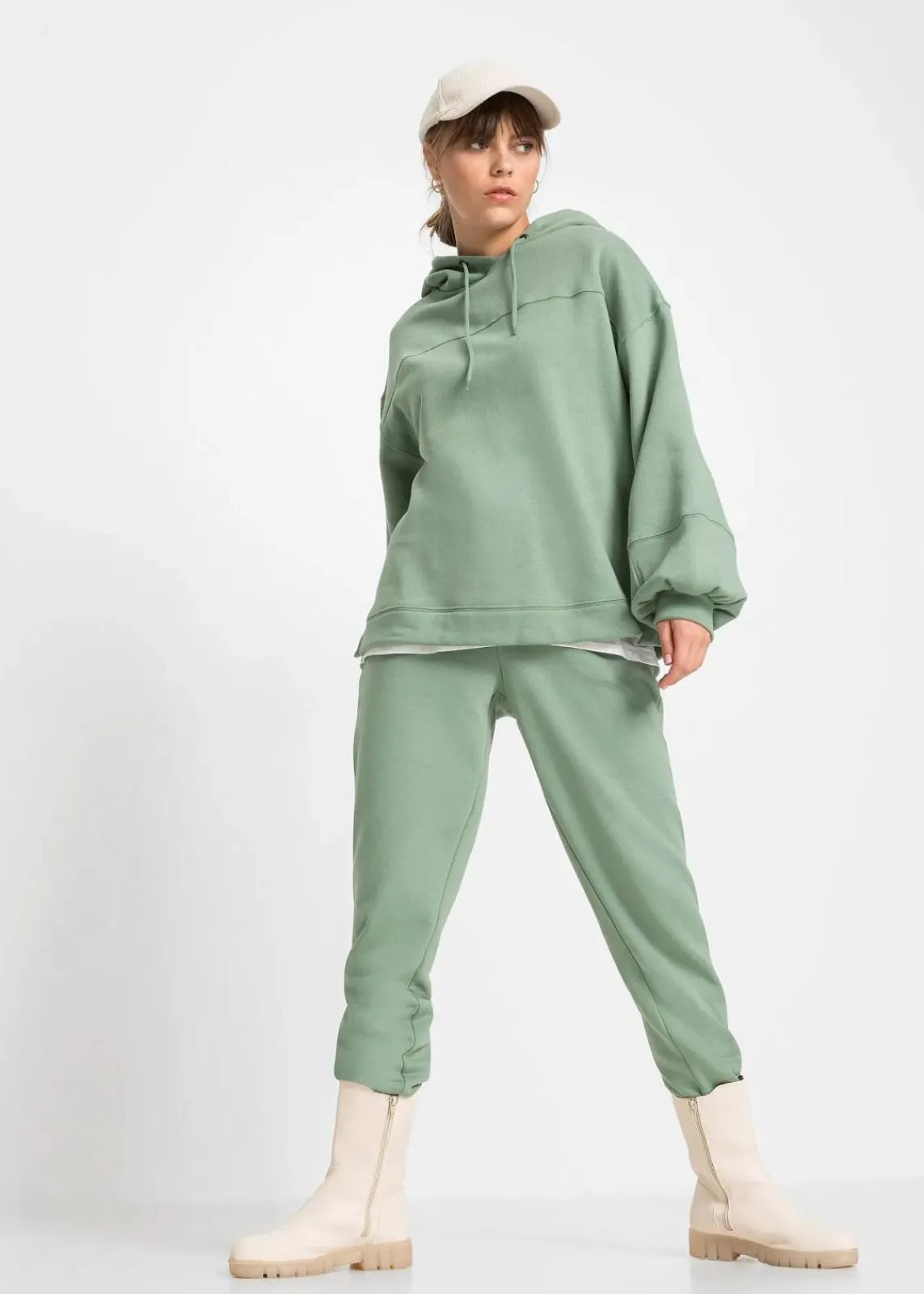 bonprix Bekleidung·Blusen & Tuniken|Sweat^Oversize-Kapuzen-Sweatshirt aus weichem Baumwoll-Mix rauchgrün