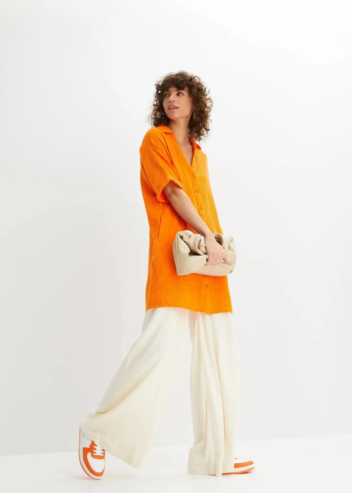 bonprix Blusen & Tuniken|Bekleidung·Jacken & Mäntel^Oversize-Longbluse aus softem Musselin kürbisorange