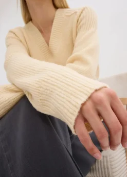 bonprix Bekleidung·Umstandsmode|Strickmode^Oversize-Pullover mit V-Ausschnitt kieselbeige meliert