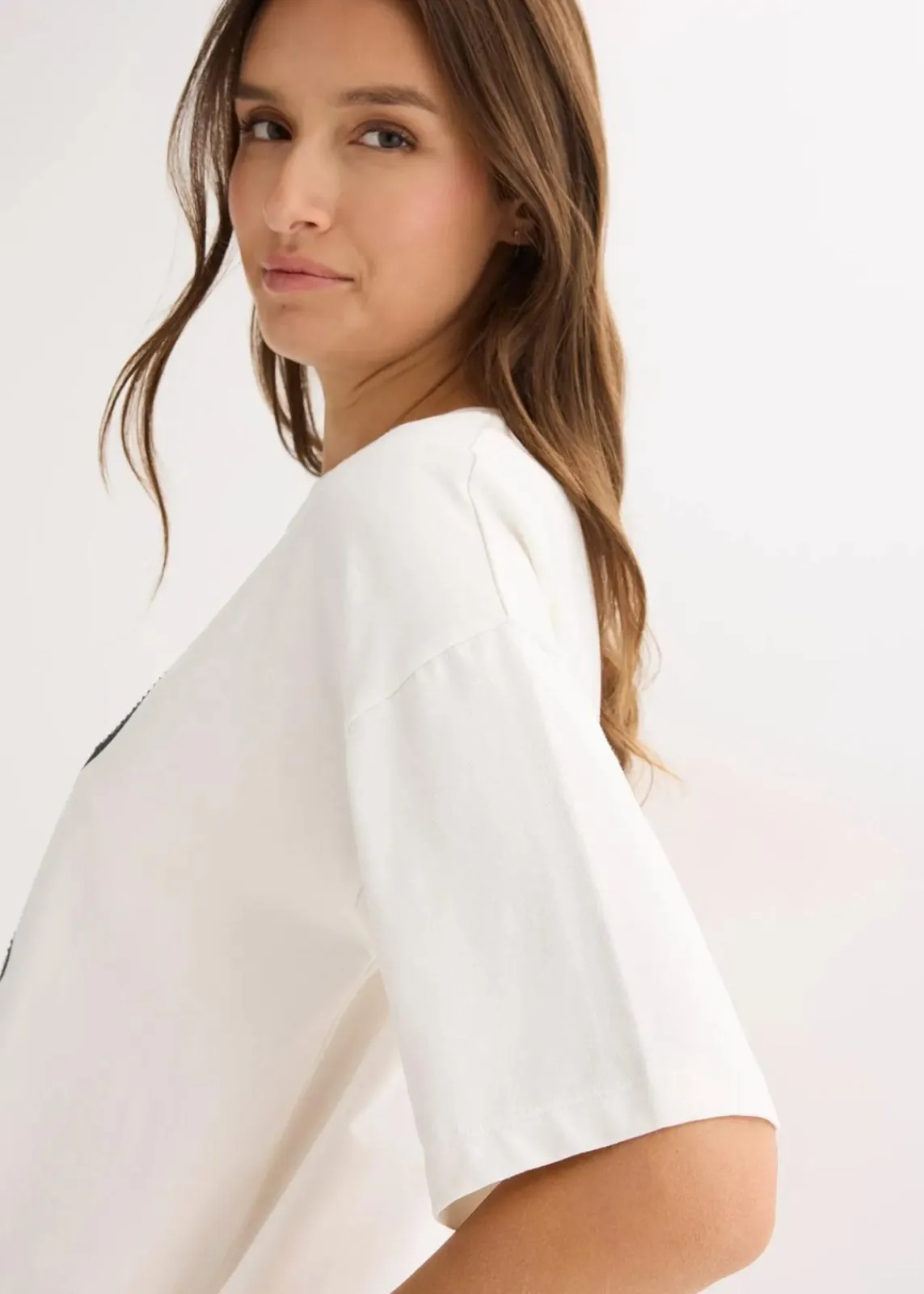 bonprix Shirts & Tops|Nachhaltigere Materialien^Oversize-Shirt wollweiß bedruckt