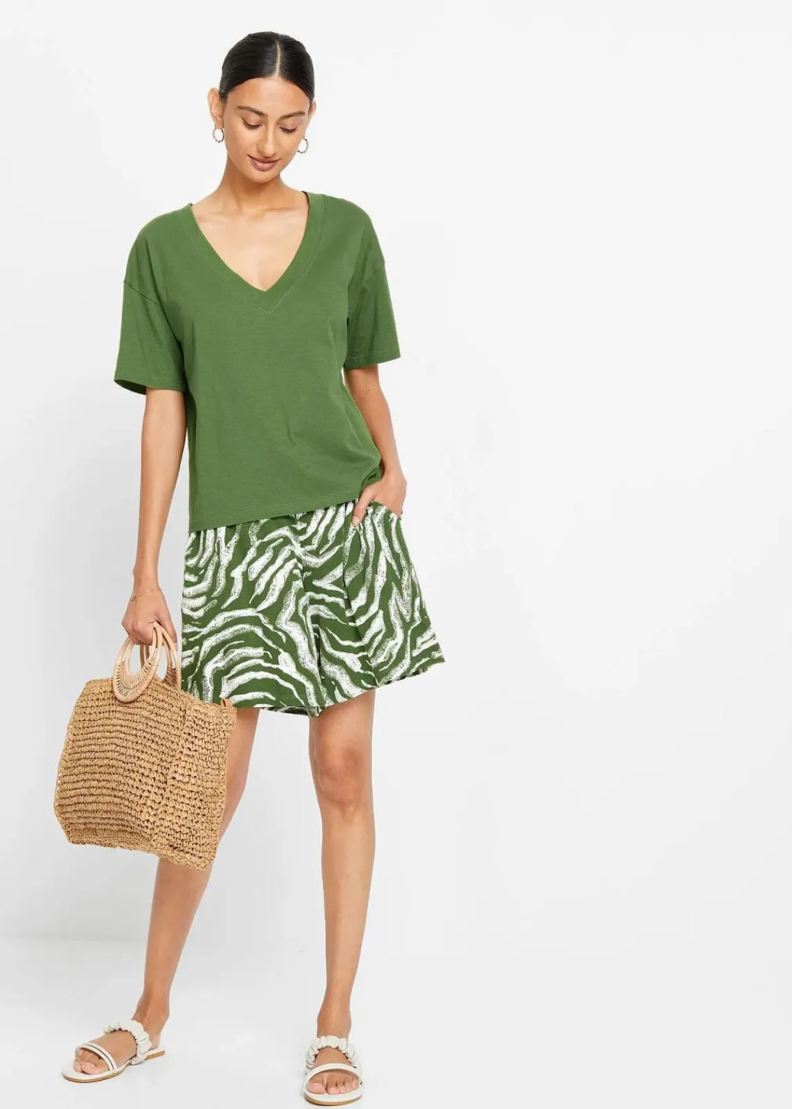 bonprix Nachhaltigere Materialien|Shirts & Tops^Oversize-Shirt aus reiner Bio-Baumwolle forstgrün