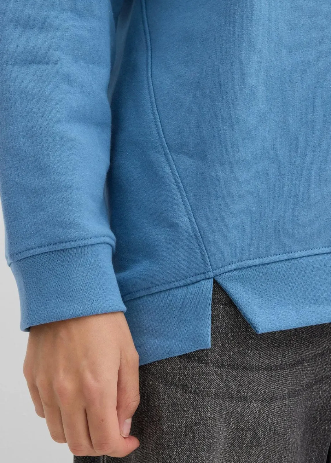 bonprix Sweat|Nachhaltigere Materialien^Oversize-Sweatshirt wellenblau