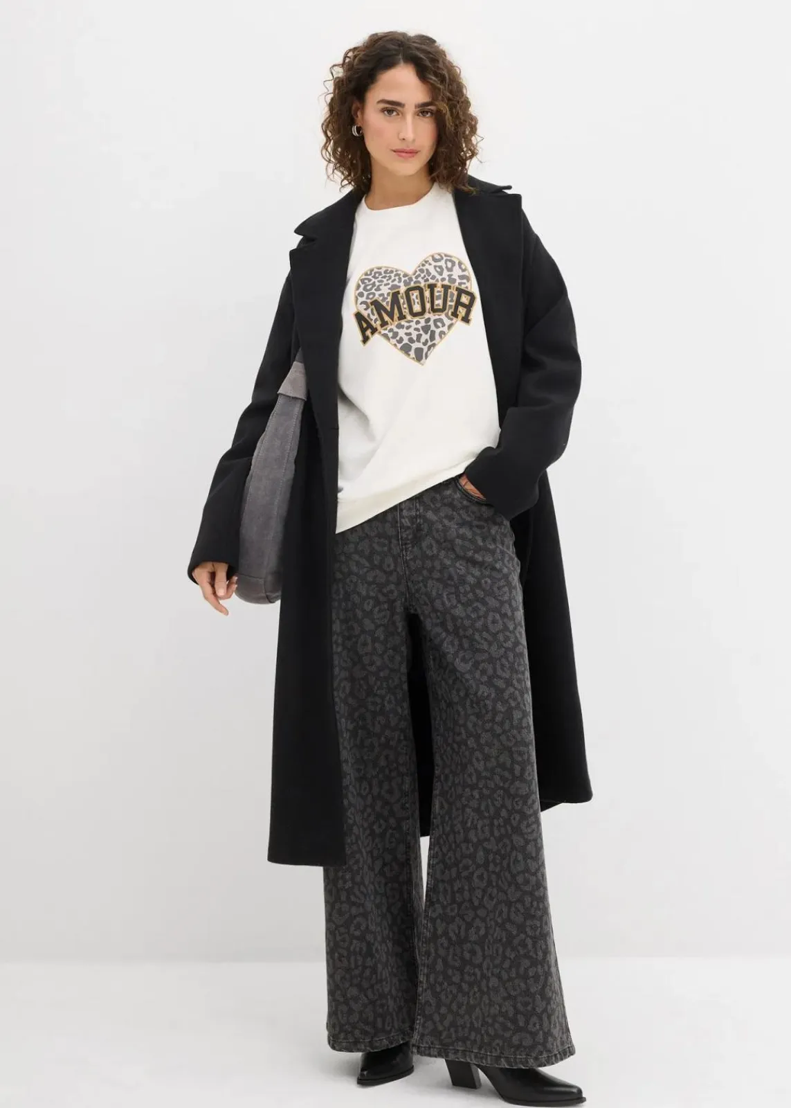 bonprix Bekleidung·Blusen & Tuniken|Sweat^Oversize-Sweatshirt aus Baumwoll-Mix wollweiß bedruckt