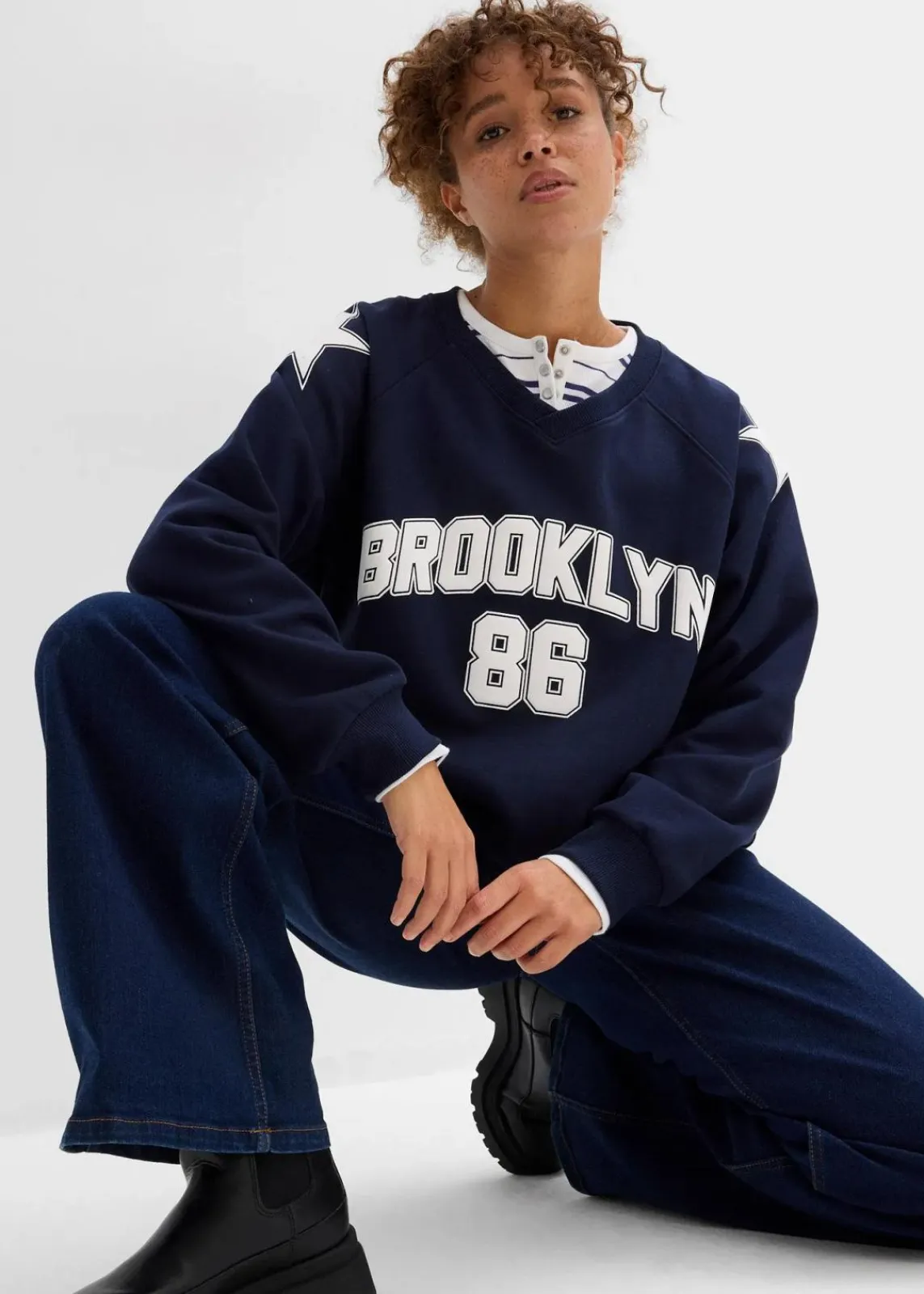 bonprix Bekleidung·Blusen & Tuniken|Sweat^Oversize-Sweatshirt aus weichem Baumwoll-Mix dunkelblau/weiß bedruckt