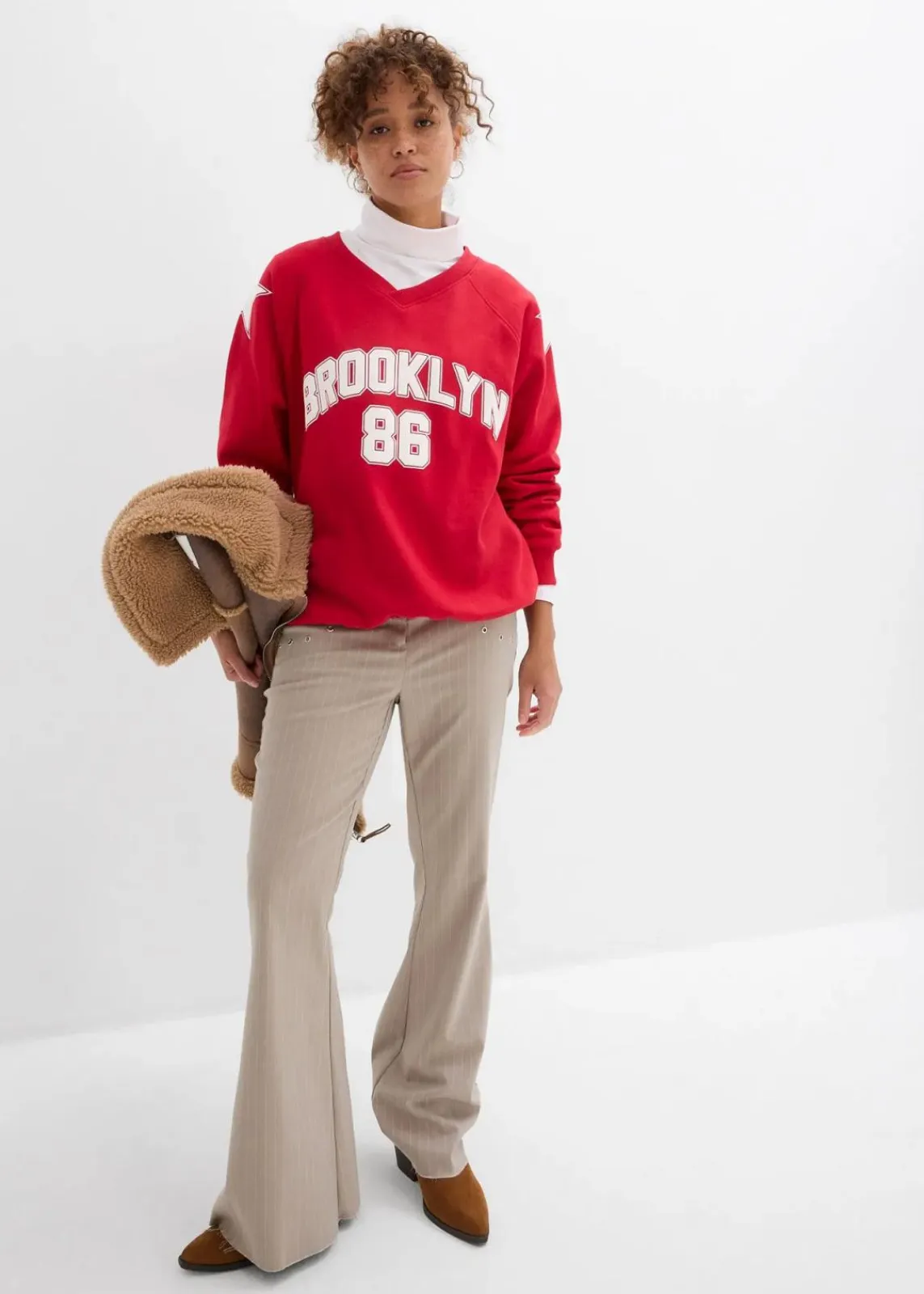 bonprix Sweat|Bekleidung·Blusen & Tuniken^Oversize-Sweatshirt aus weichem Baumwoll-Mix rot/weiß bedruckt