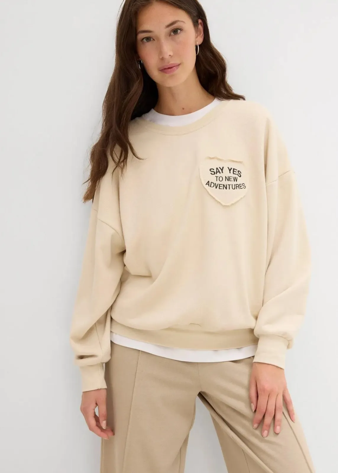 bonprix Bekleidung·Blusen & Tuniken|Sweat^Oversize-Sweatshirt aus weichem Baumwoll-Mix hellsand