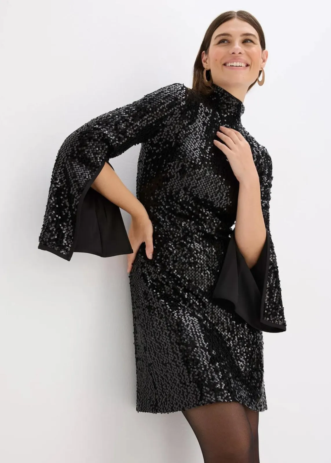 bonprix Kleider|Bekleidung·Pullover & Strickjacken^Paillettenkleid mit Trompeten-Ärmel schwarz