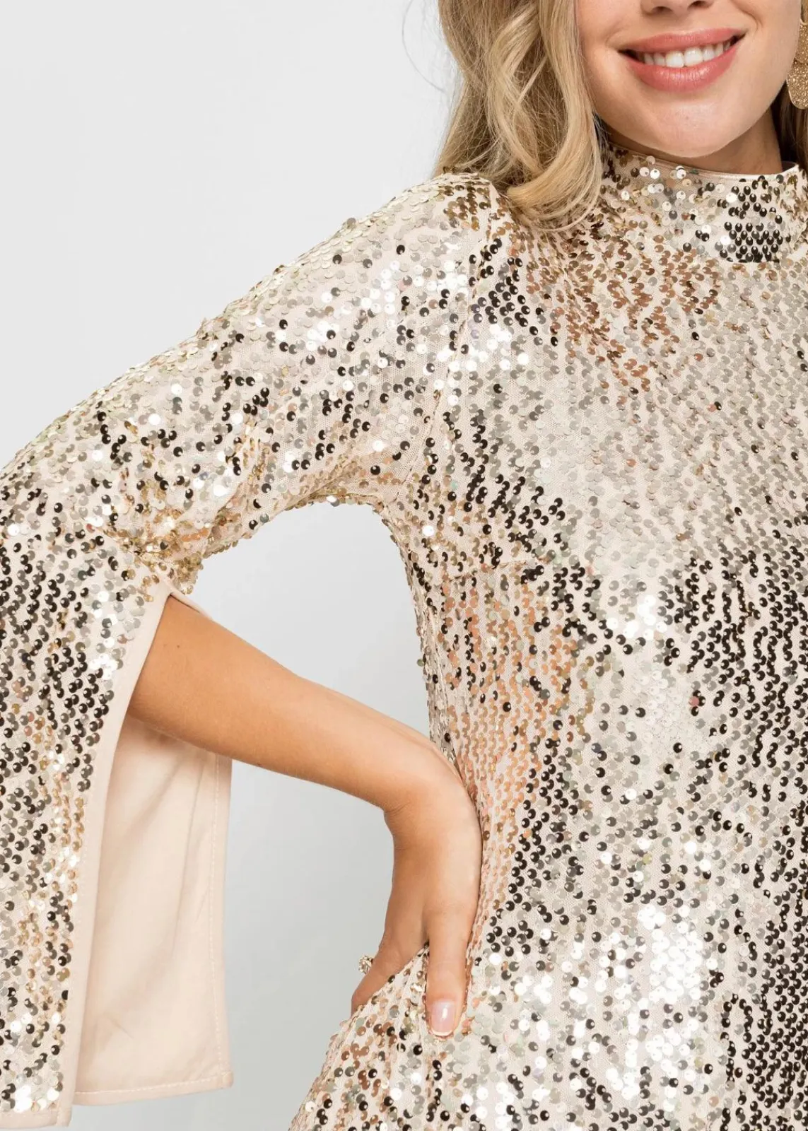 bonprix Bekleidung·Pullover & Strickjacken|Kleider^Paillettenkleid mit Trompeten-Ärmel gold/beige