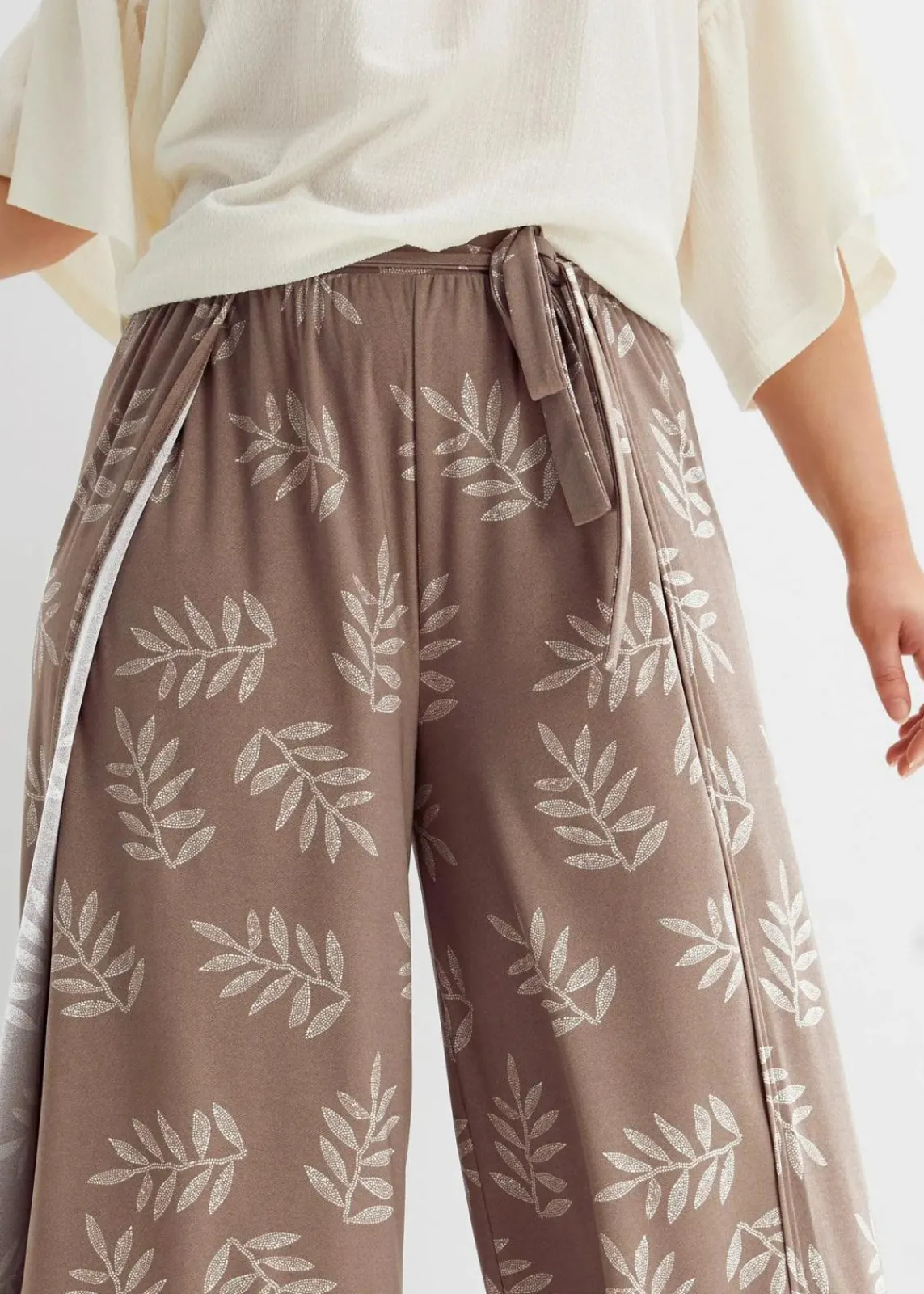 bonprix Bekleidung·Kleider|Hosen^Palazzo-Hose taupe/wollweiß bedruckt
