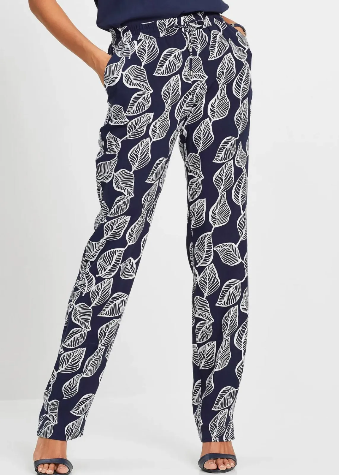 bonprix Hosen|Nachhaltigere Materialien^Palazzo-Hose dunkelblau/weiß bedruckt