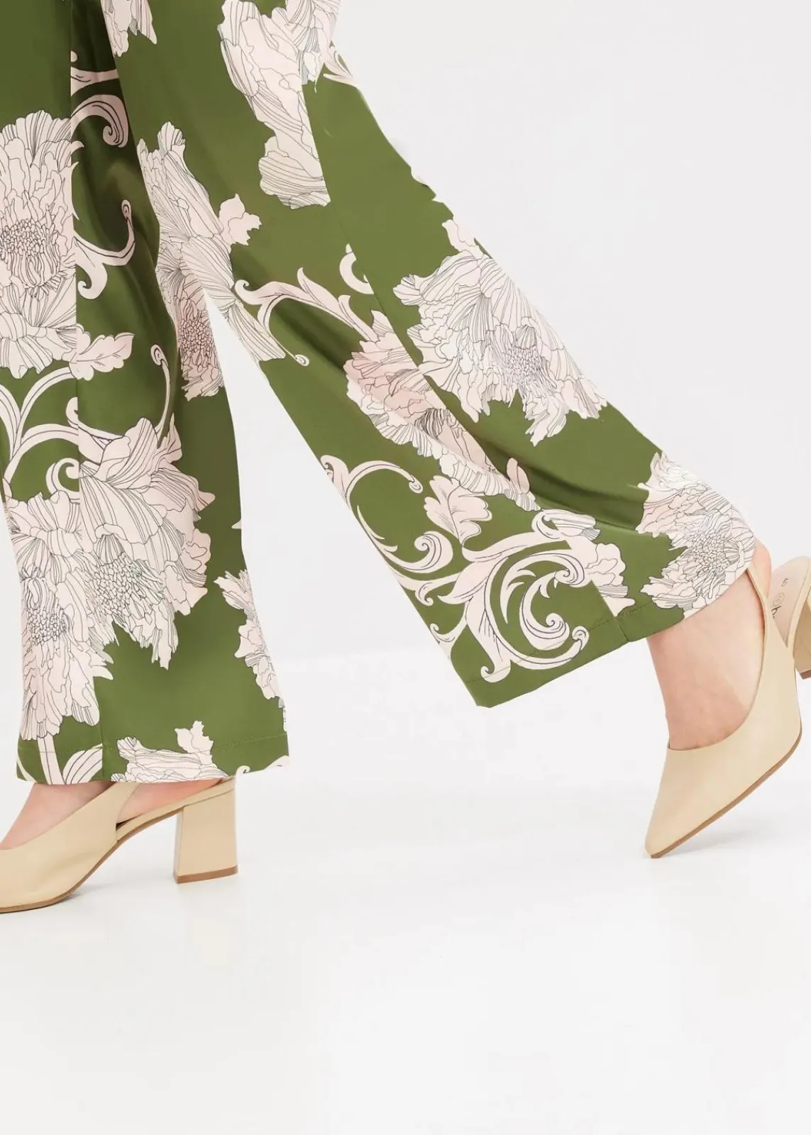 bonprix Bekleidung·Kleider|Zweiteiler & Sets^Palazzo-Hose aus fließendem Satin grün floral