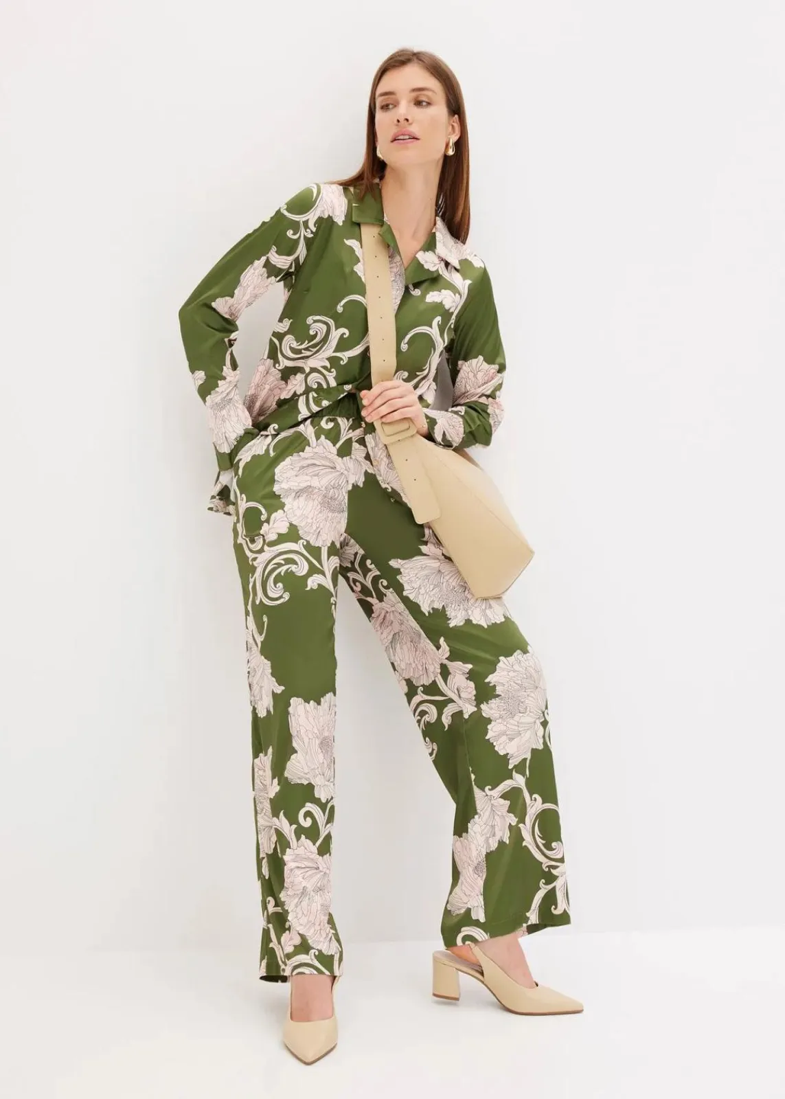bonprix Bekleidung·Kleider|Zweiteiler & Sets^Palazzo-Hose aus fließendem Satin grün floral