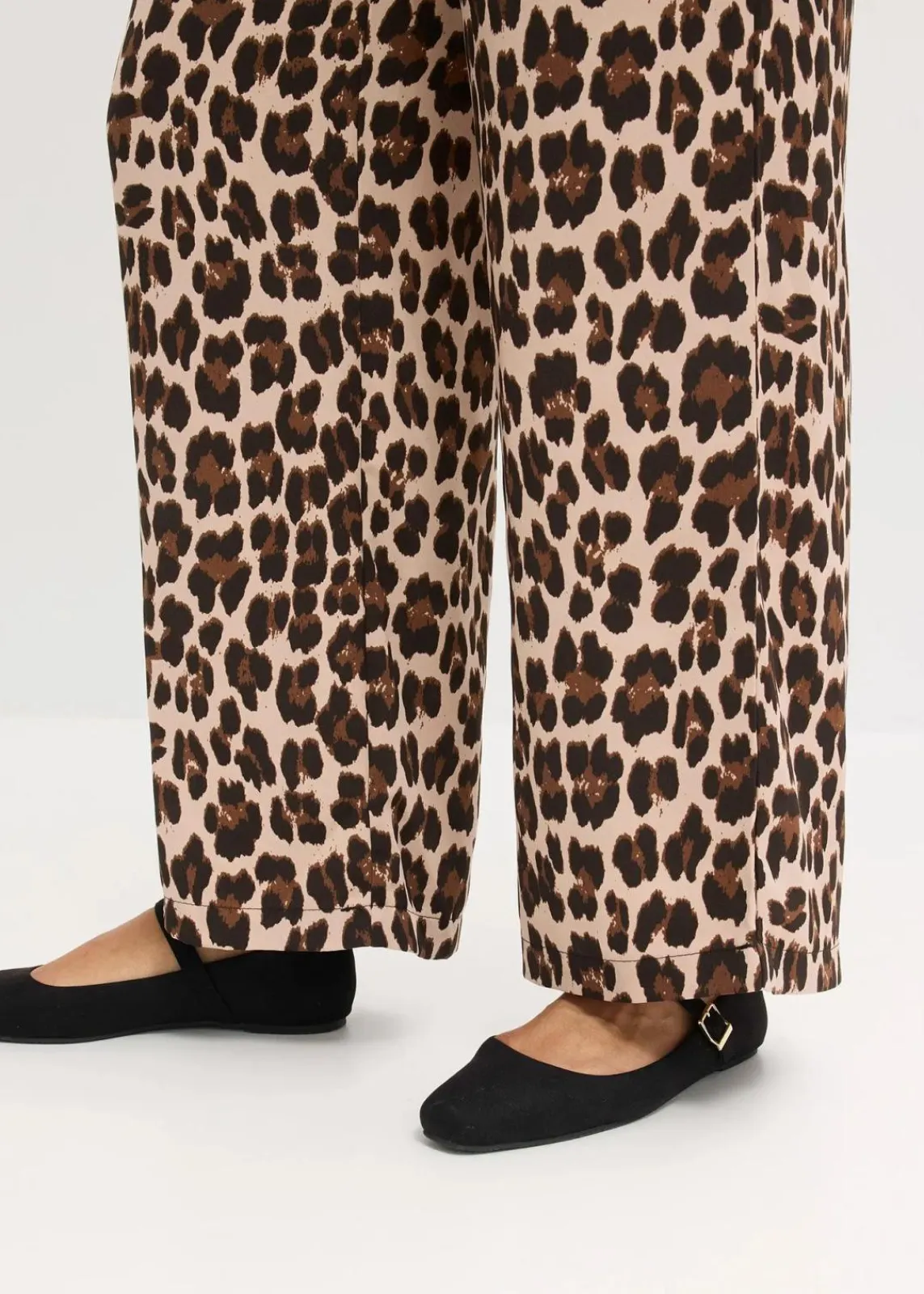 bonprix Bekleidung·Kleider|Hosen^Palazzo-Hose aus fließendem Satin braun leo bedruckt