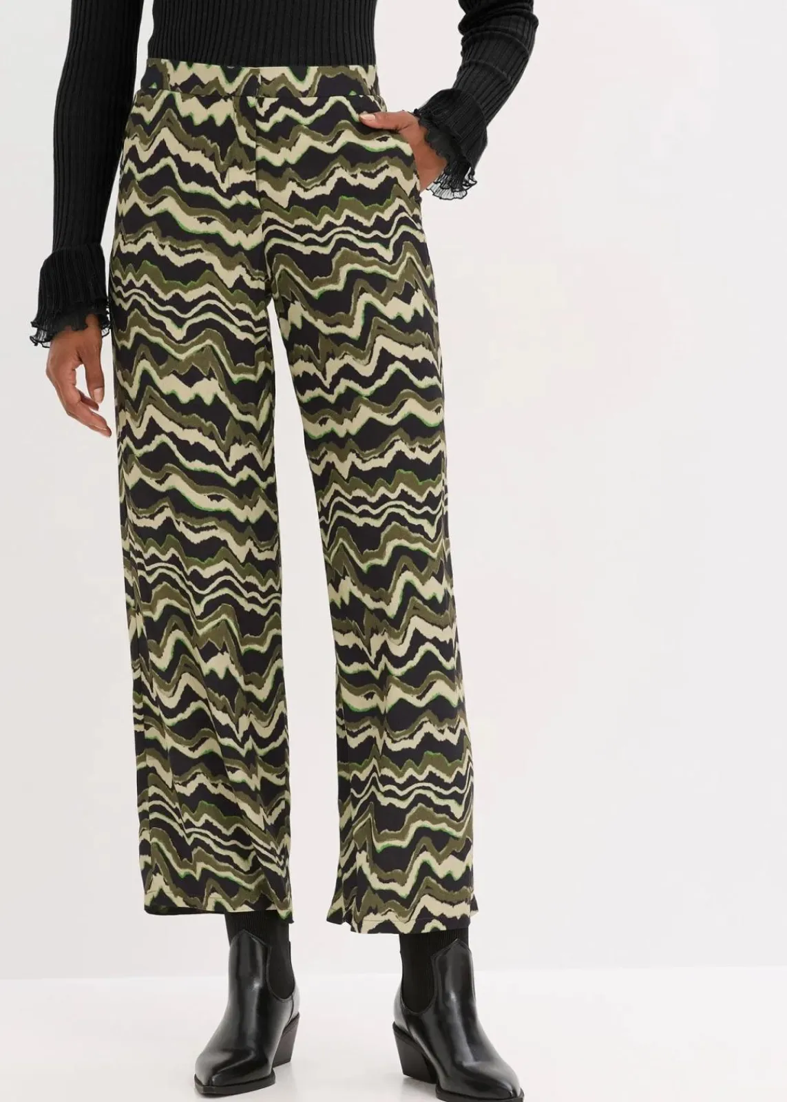 bonprix Bekleidung·Kleider|Hosen^Palazzo-Hose aus leichtem Viskose-Crêpe dunkeloliv bedruckt