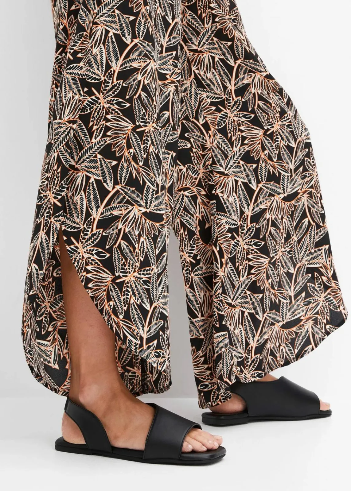 bonprix Bekleidung·Kleider|Hosen^Palazzo-Hose mit Schlitz schwarz/orange/natur bedruckt