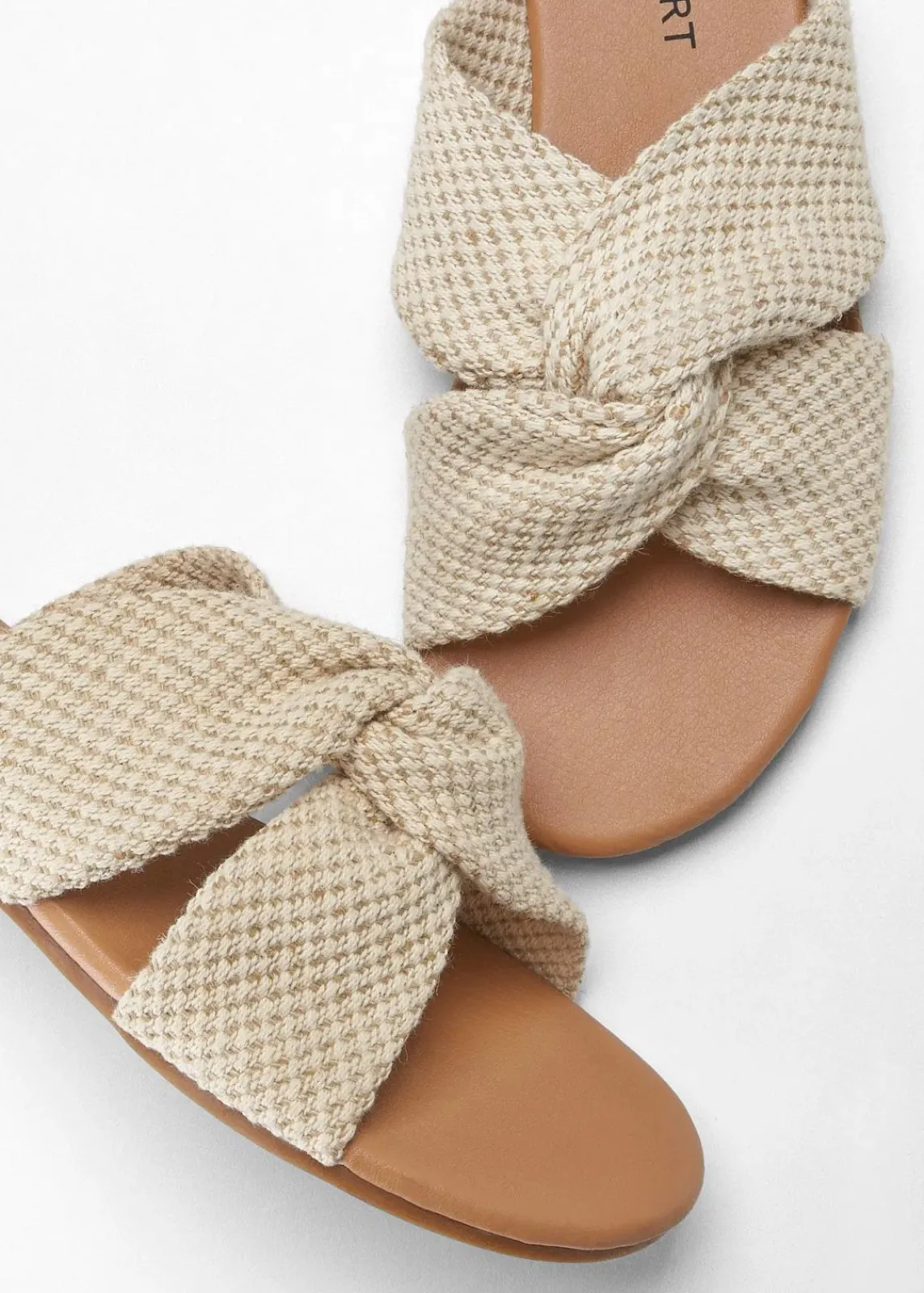 bonprix Sommerschuhe^Pantoletten mit Knoten beige