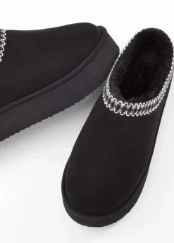 bonprix Hausschuhe|Gefütterte Winterschuhe^Plateau-Boots schwarz