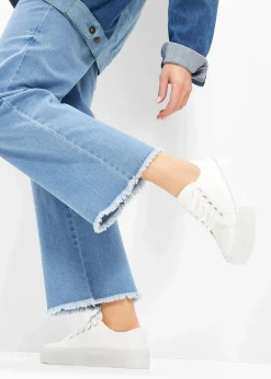 bonprix Sneaker^Plateau-Sneaker mit Lochstickerei weiß