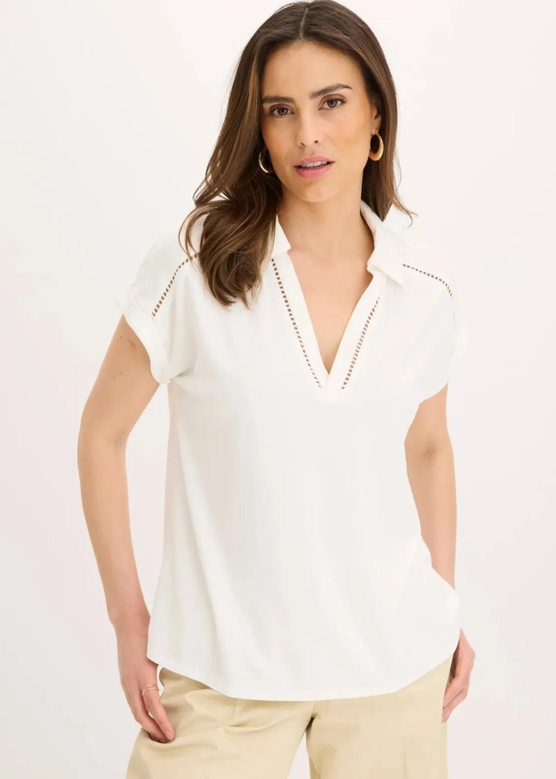 bonprix Shirts & Tops^Poloshirt aus Viskose- Pique mit Spitzeneinsatz wollweiß