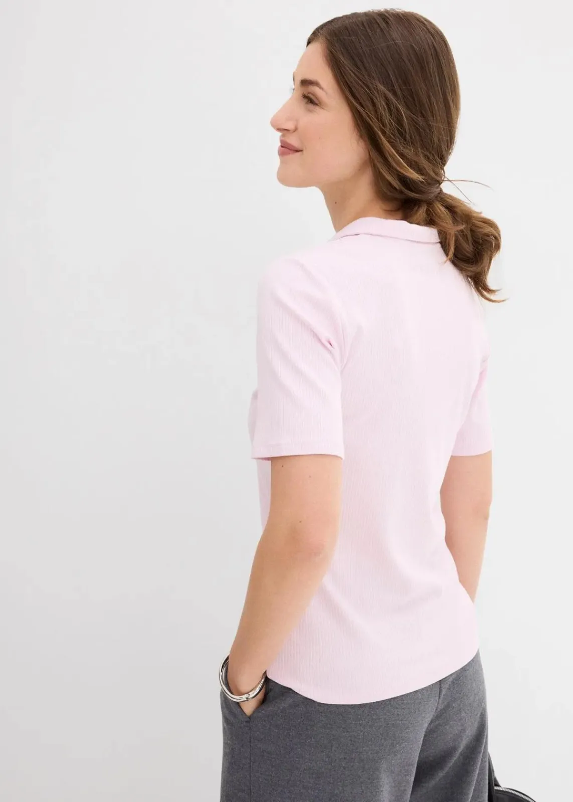 bonprix Shirts & Tops^Poloshirt aus Viskose-Mix puderflieder