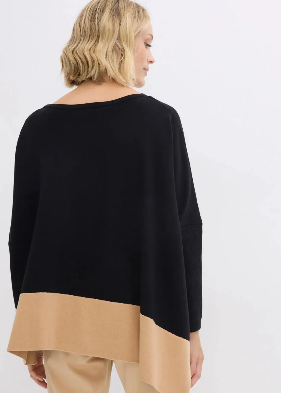 bonprix Pullover & Strickjacken|Strickmode^Poncho Feinstrickpullover schwarz/cappuccino