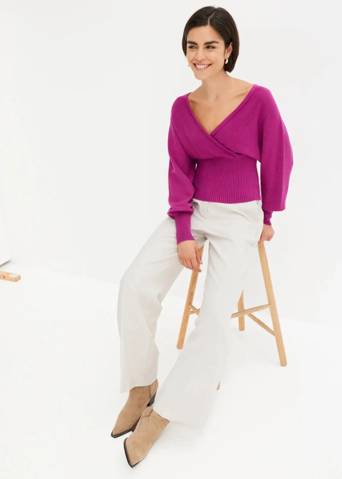 bonprix Bekleidung·Umstandsmode|Strickmode^Pullover aus fließendem Viskose-Mix beere