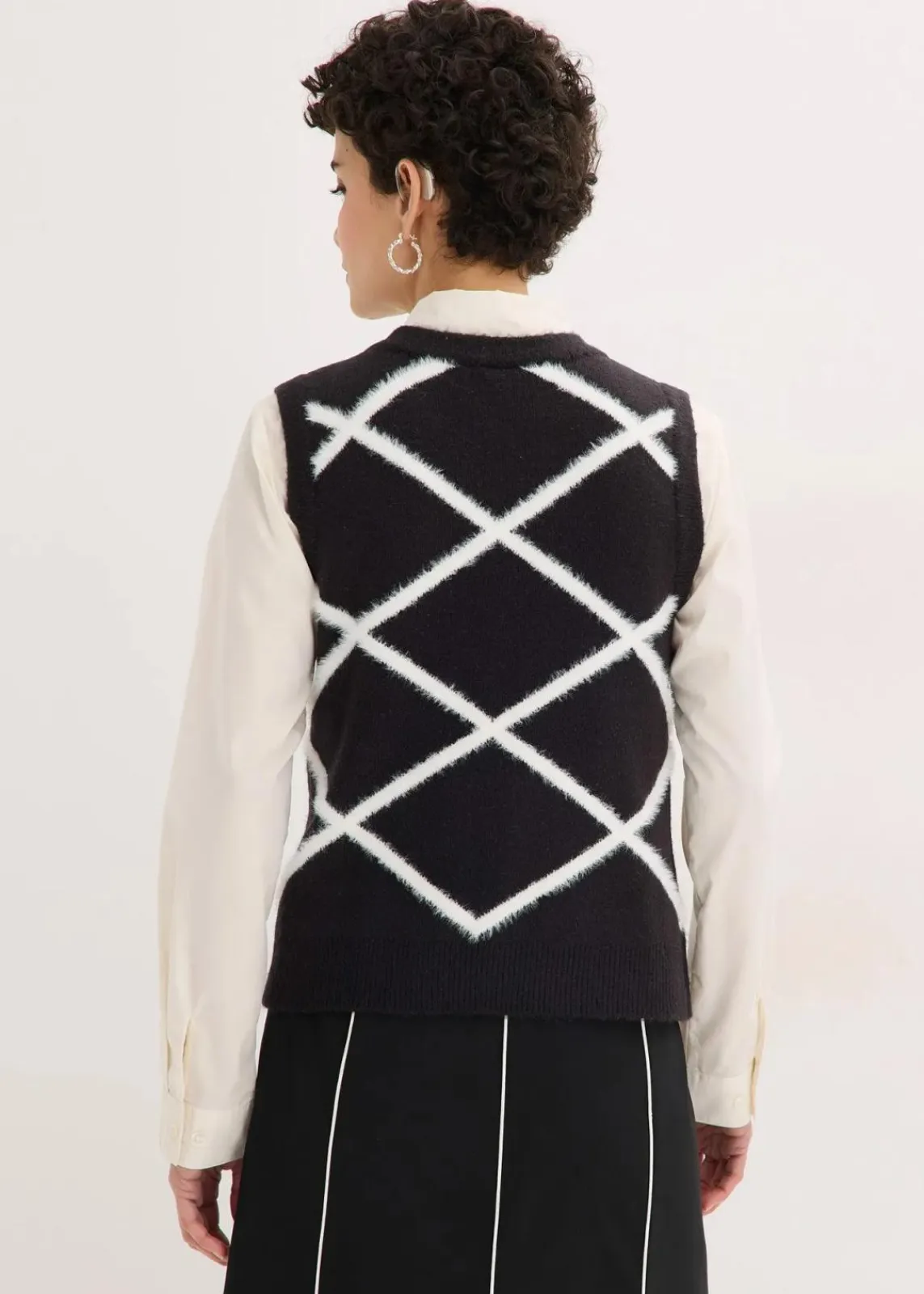 bonprix Pullover & Strickjacken|Strickmode^Pullunder mit Federgarn schwarz/wollweiß graphisch