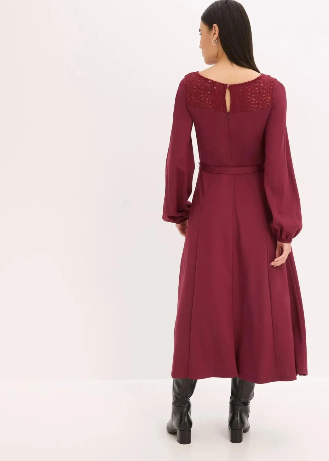 bonprix Bekleidung·Pullover & Strickjacken|Kleider^Punto Kleid mit Spitze ahornrot