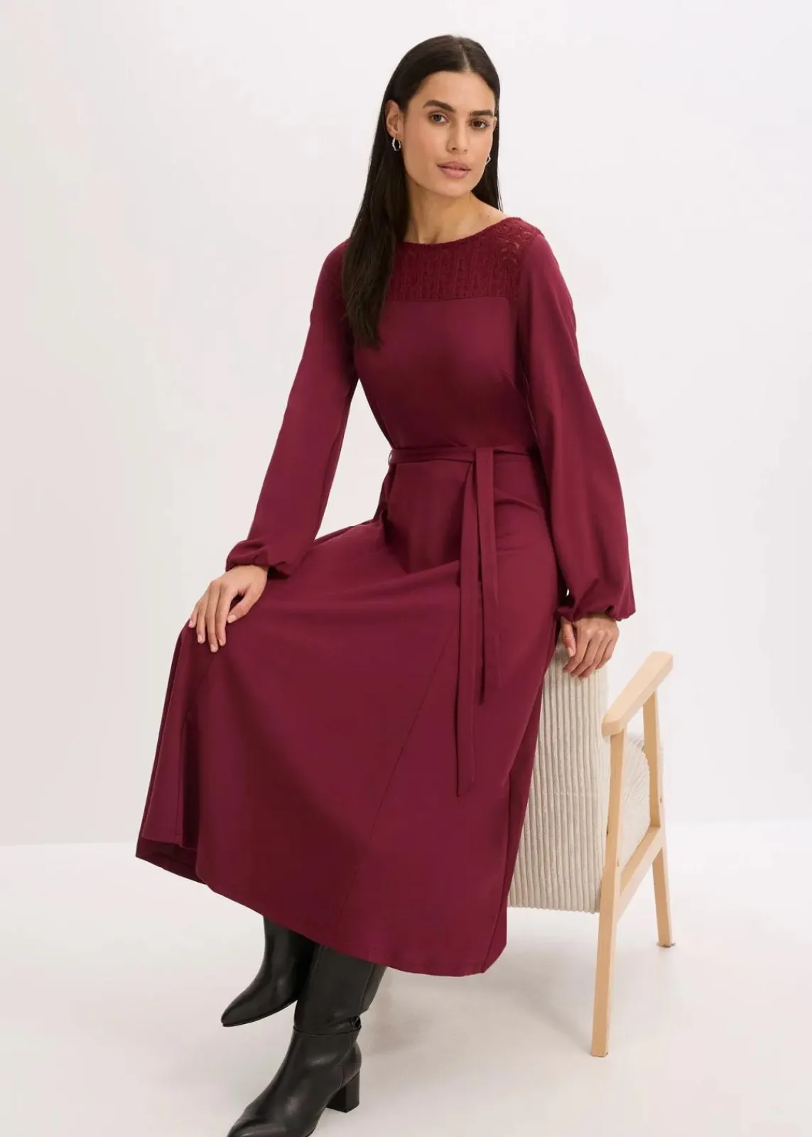 bonprix Bekleidung·Pullover & Strickjacken|Kleider^Punto Kleid mit Spitze ahornrot