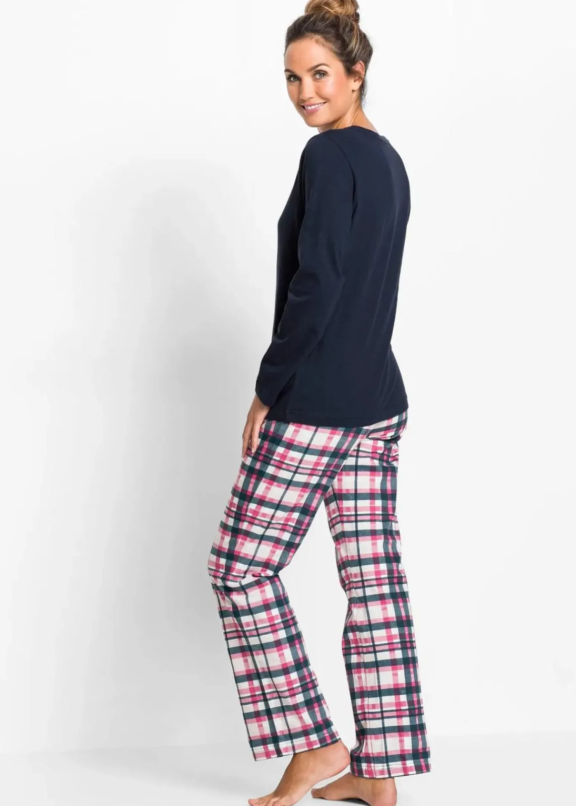 bonprix Wäsche·Nachtwäsche|Nachhaltigere Materialien^Pyjama aus reiner Bio-Baumwolle dunkelblau bedruckt